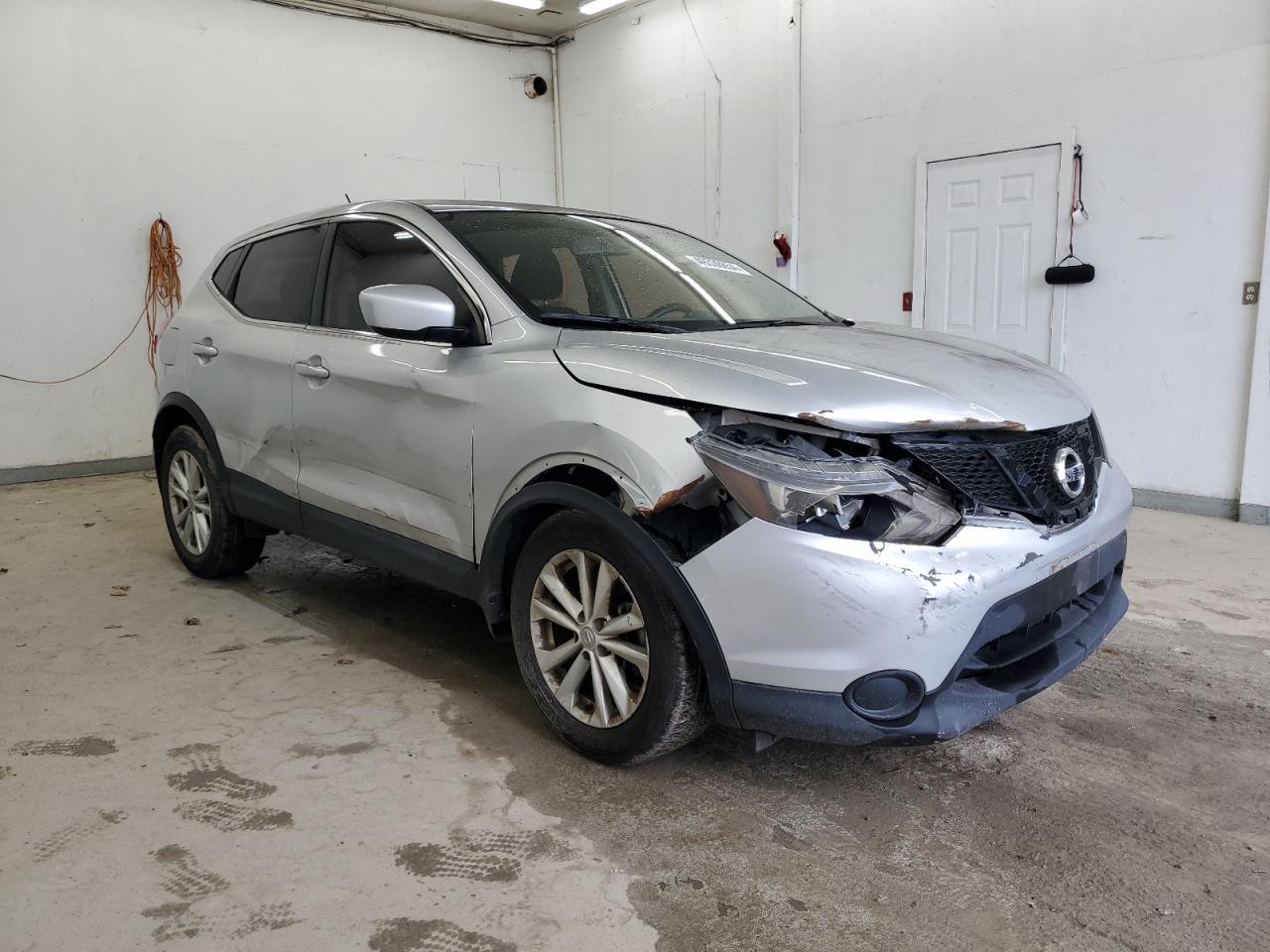 2017 NISSAN ROGUE SPOR - Фото 4