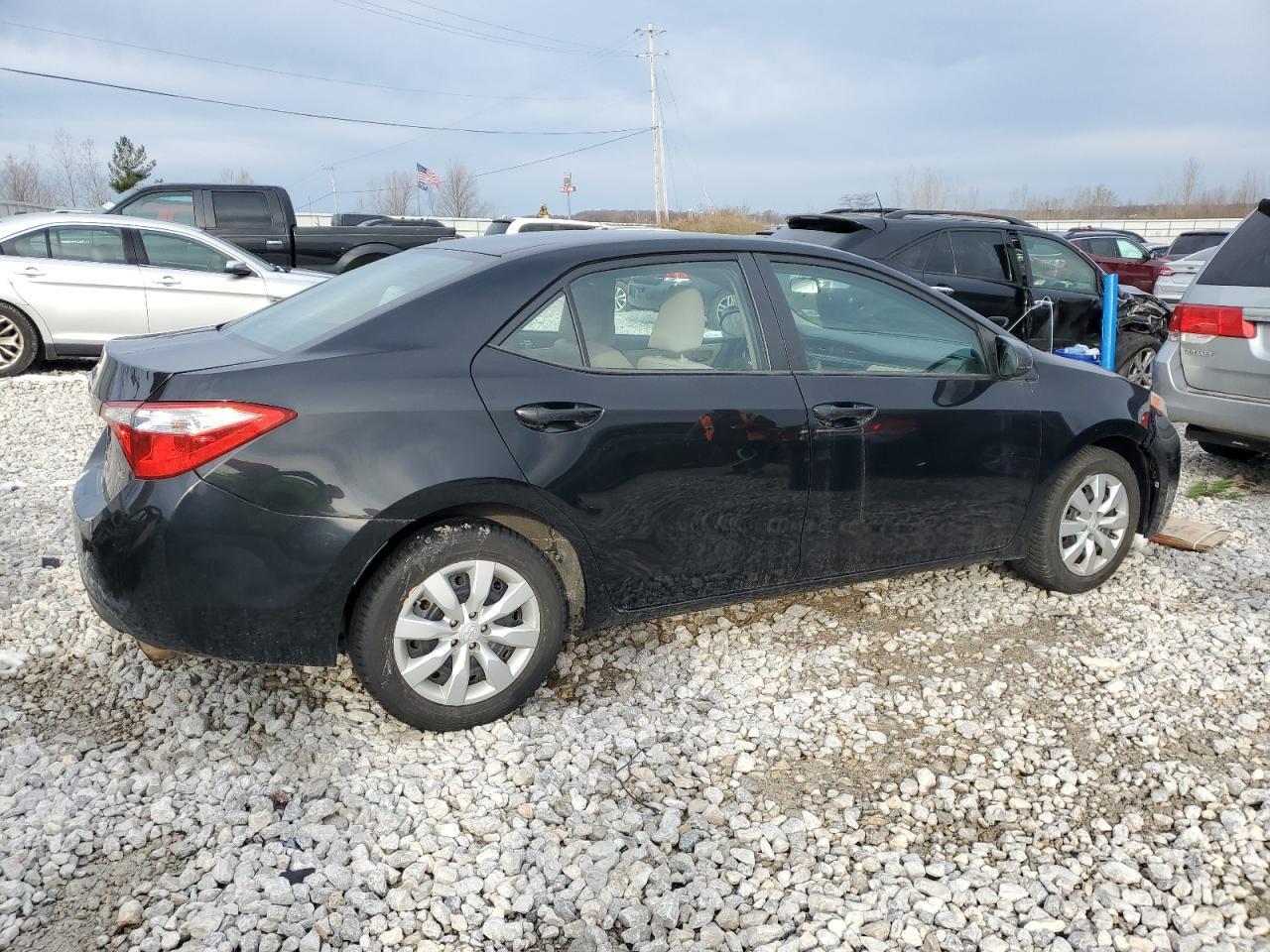 2015 TOYOTA COROLLA L - Фото 3