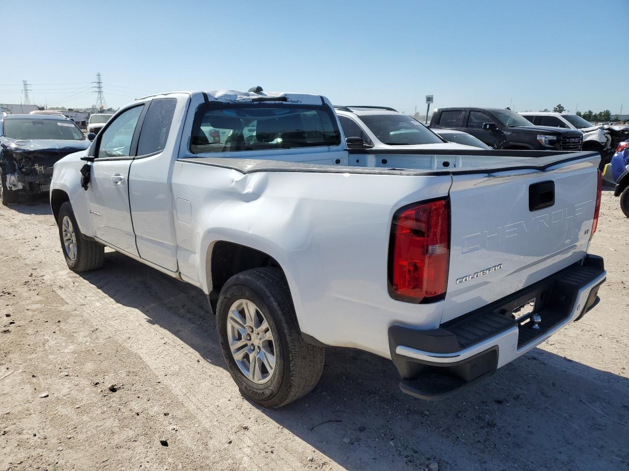 2021 CHEVROLET COLORADO L - Image 2