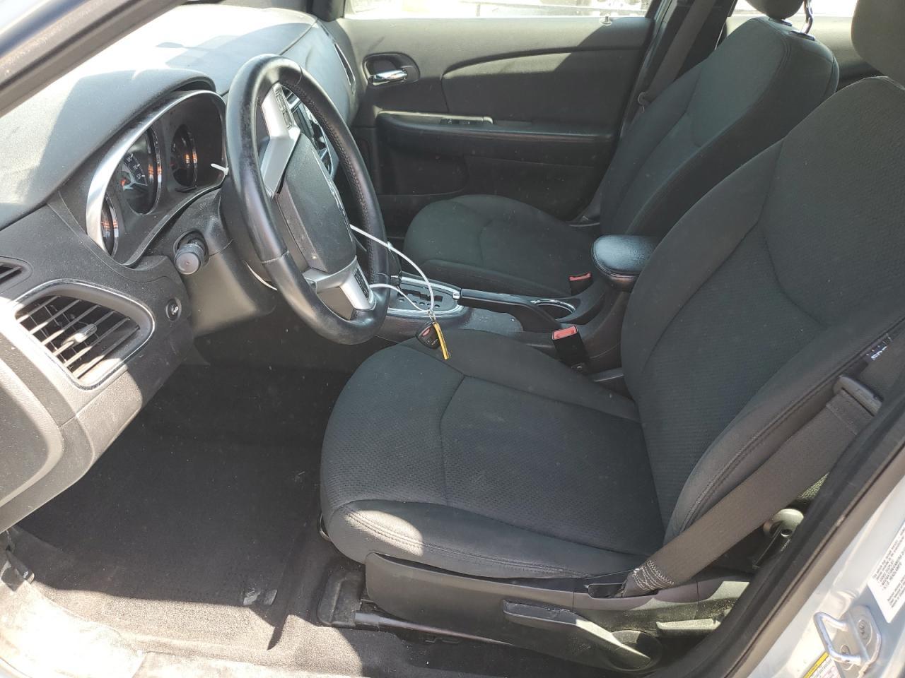 2012 CHRYSLER 200 TOURIN - Image 7