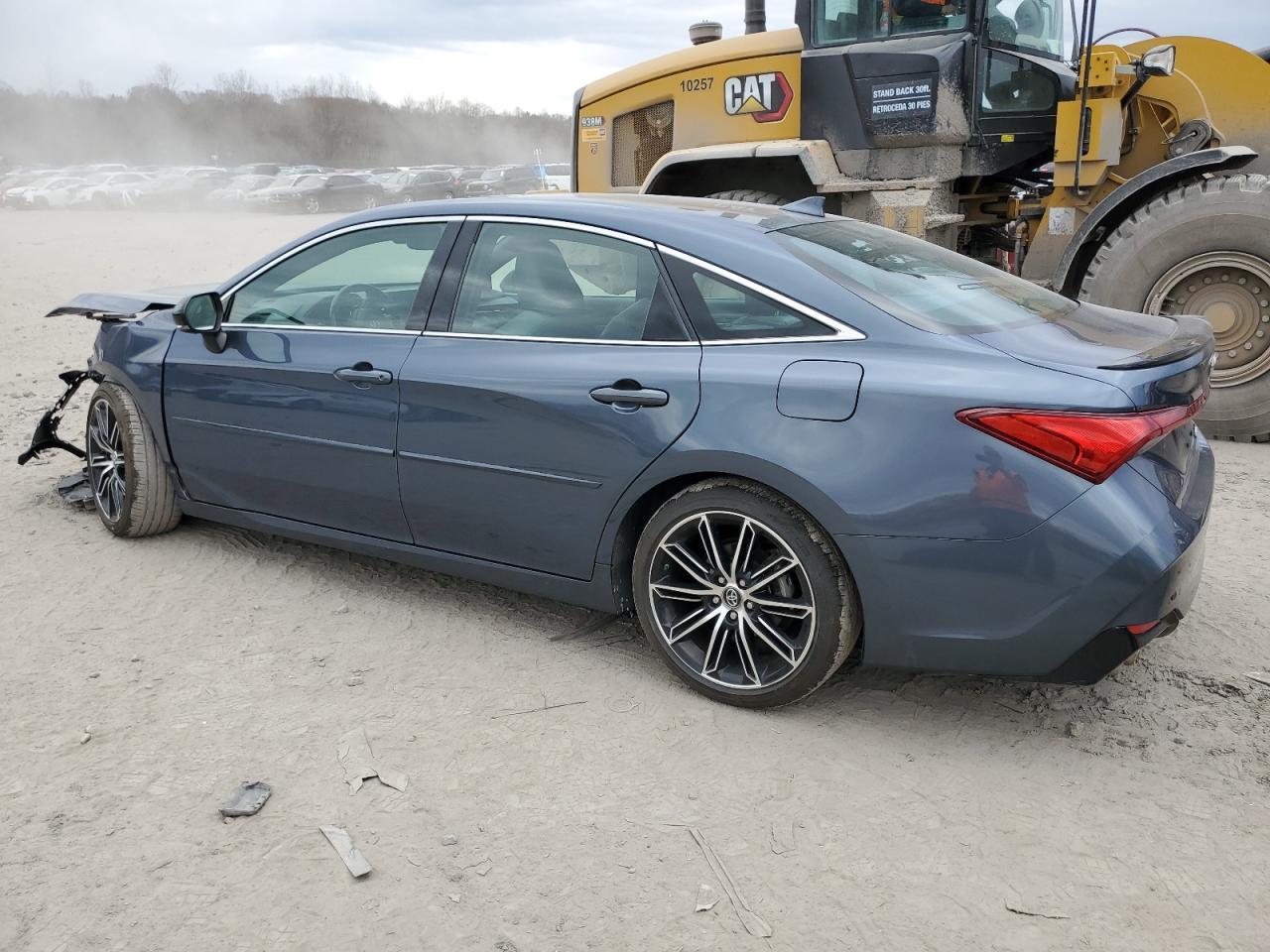 2019 TOYOTA AVALON XLE - Фото 2