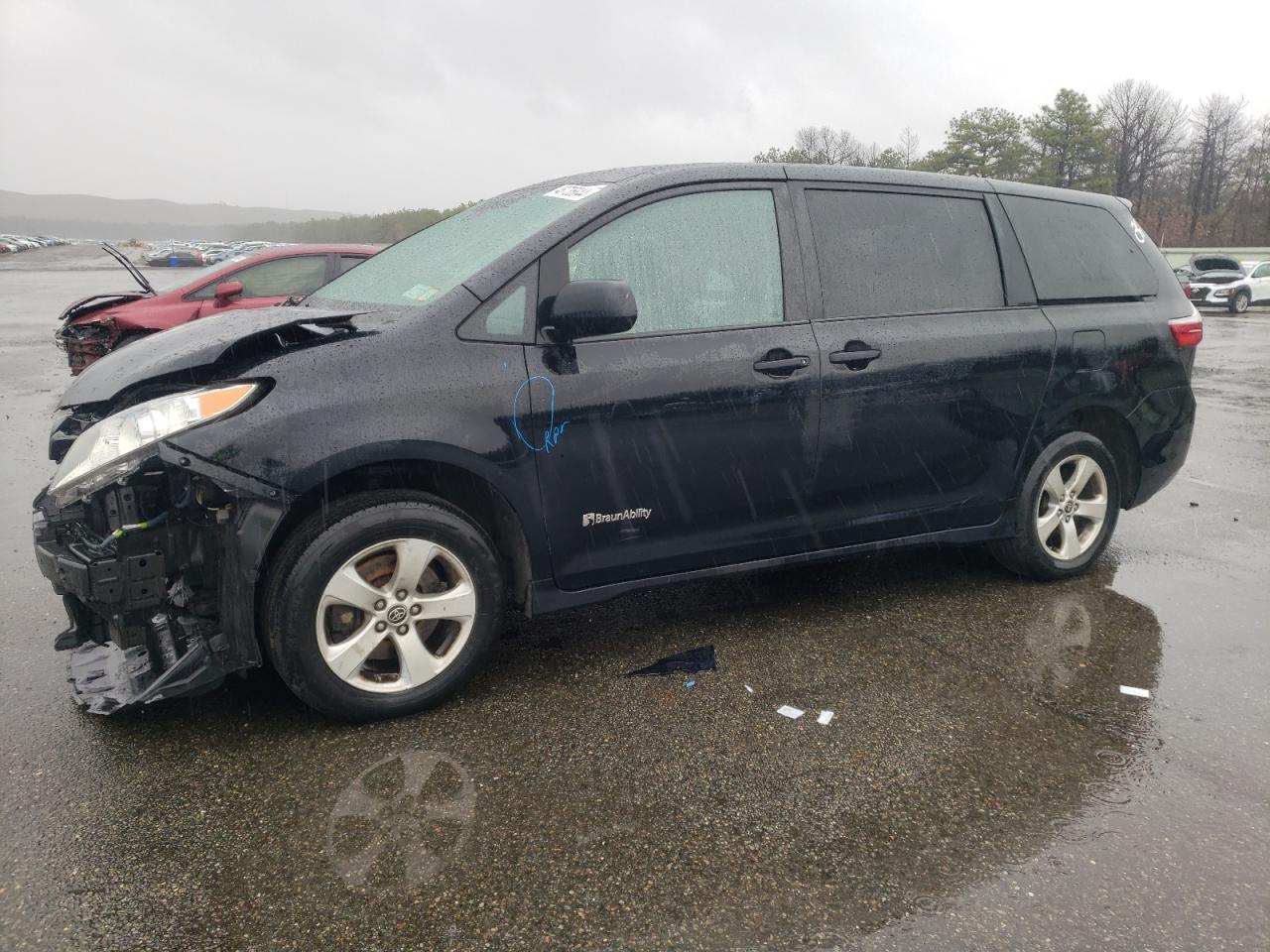 2020 TOYOTA SIENNA L