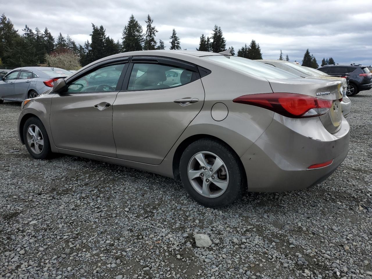 2014 HYUNDAI ELANTRA SE - Image 2