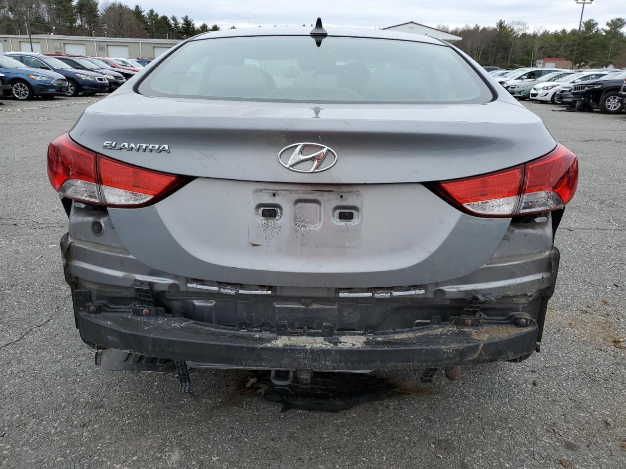 2013 HYUNDAI ELANTRA GL - Image 6