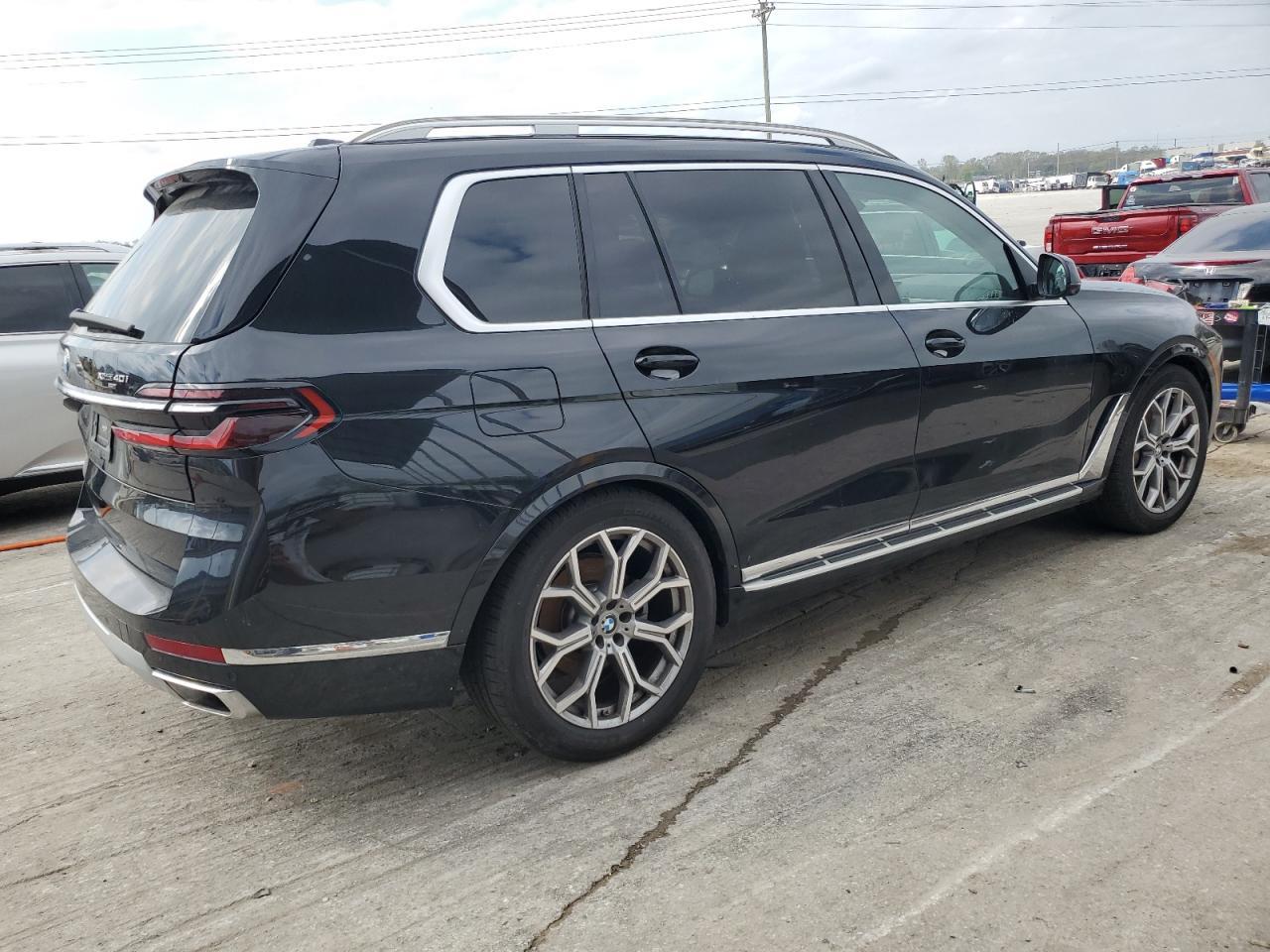 2024 BMW X7 XDRIVE4 - Фото 3