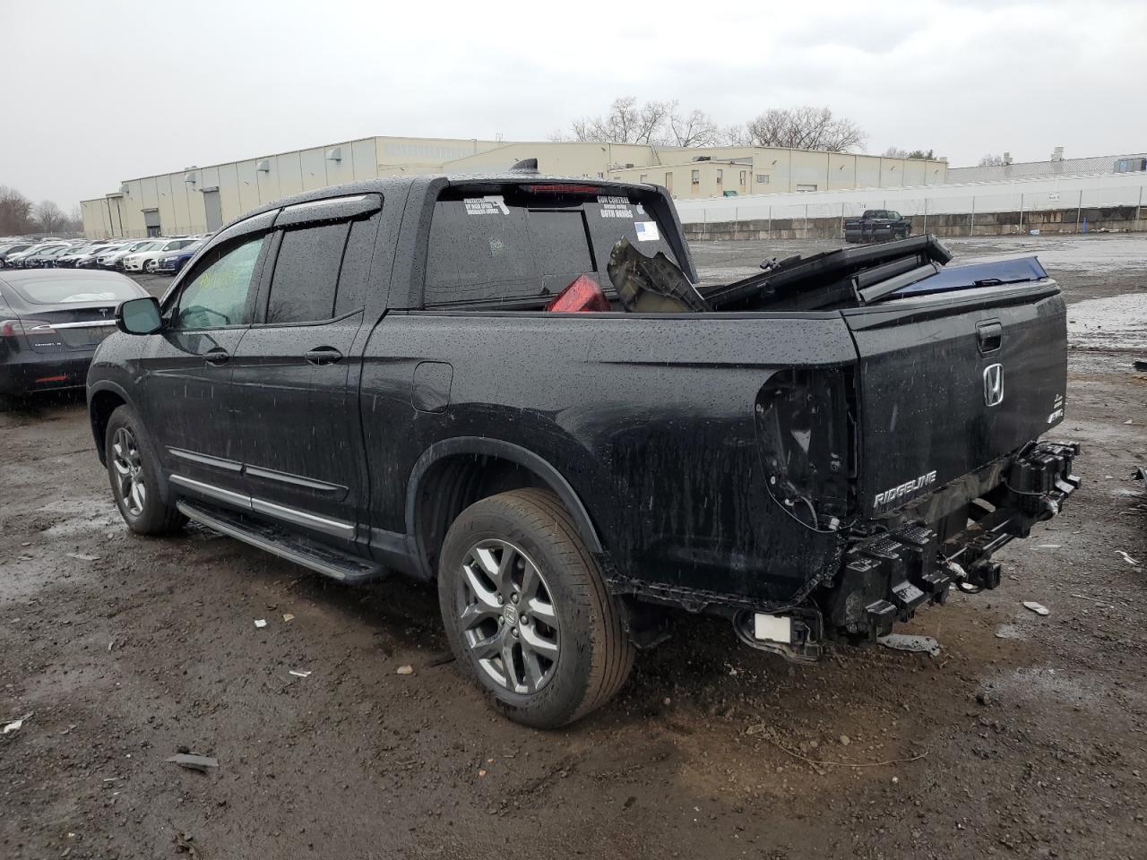 2017 HONDA RIDGELINE - Фото 2
