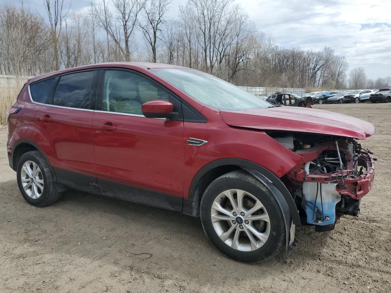 2017 FORD ESCAPE SE - Фото 4