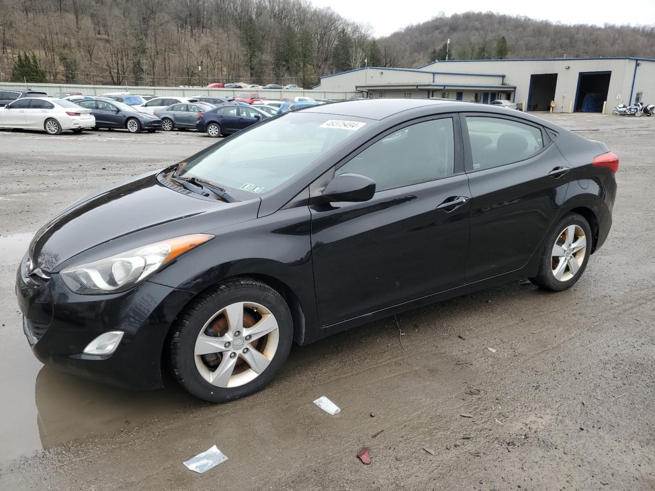 2013 HYUNDAI ELANTRA GL