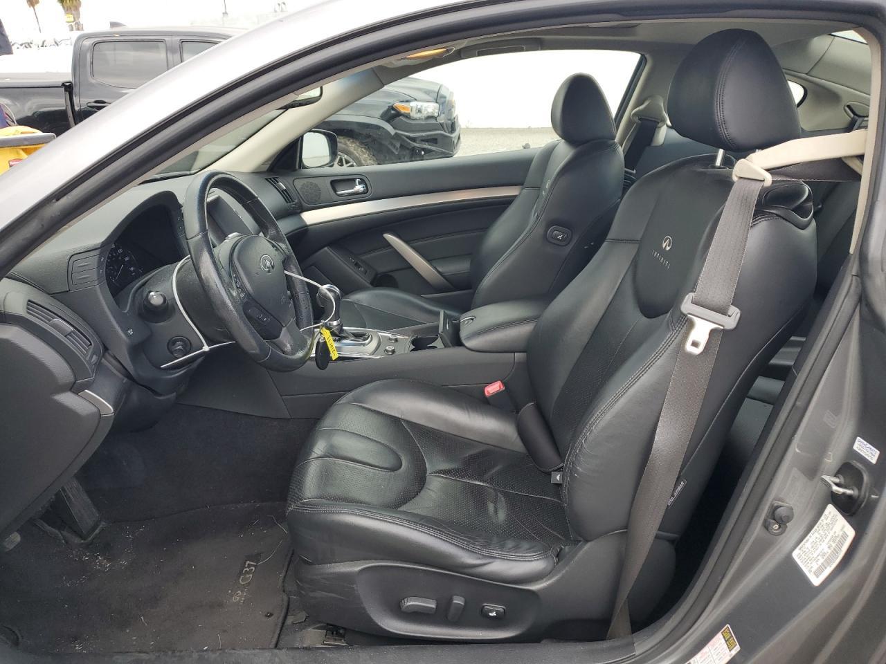 2011 INFINITI G37 BASE - Фото 7