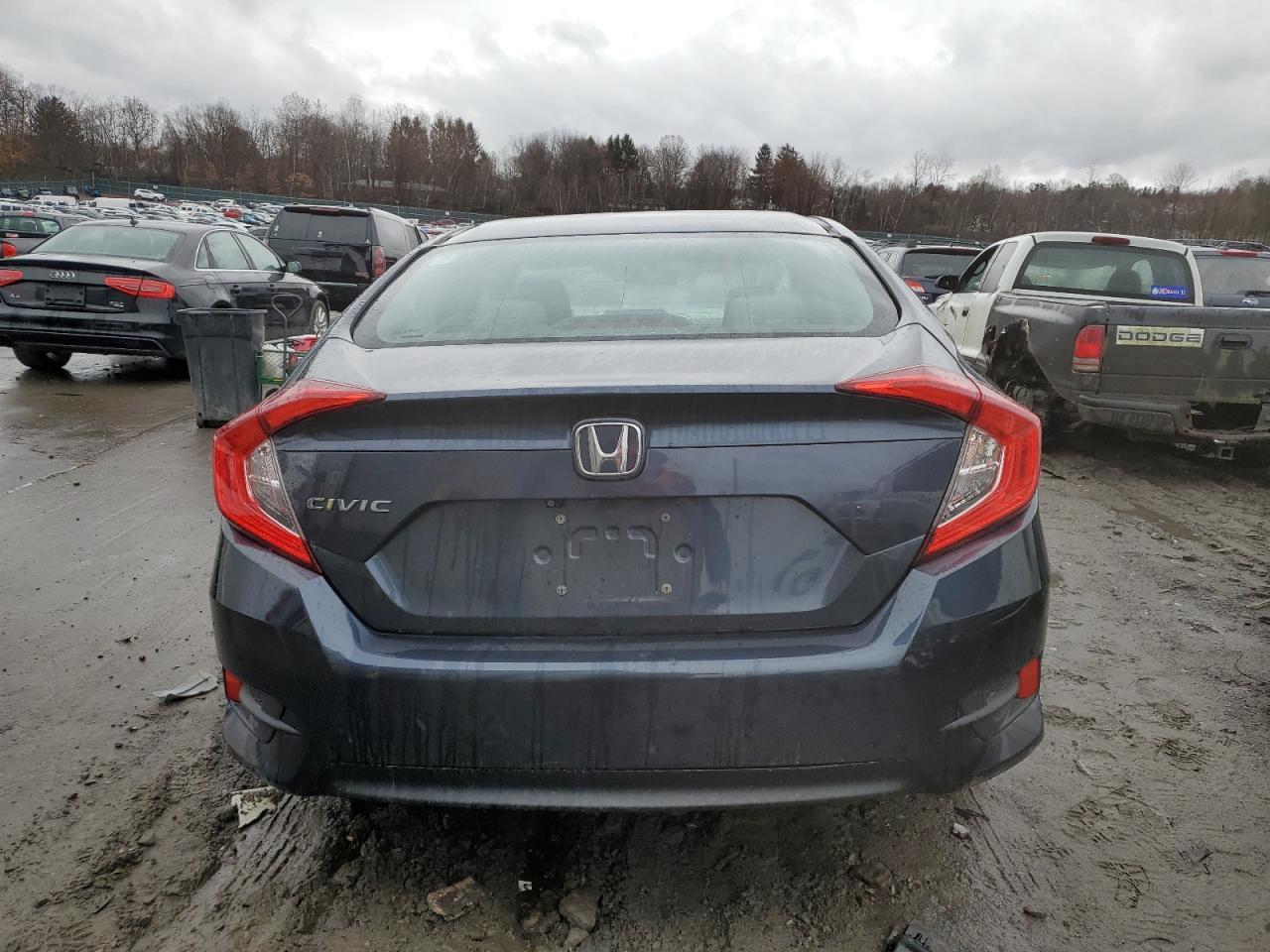 2017 HONDA CIVIC LX - Фото 6