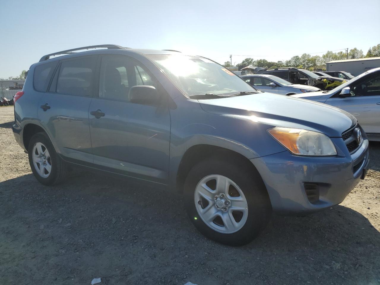 2011 TOYOTA RAV4 - Фото 4
