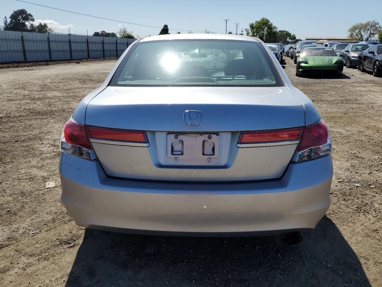 2011 HONDA ACCORD LXP - Image 6
