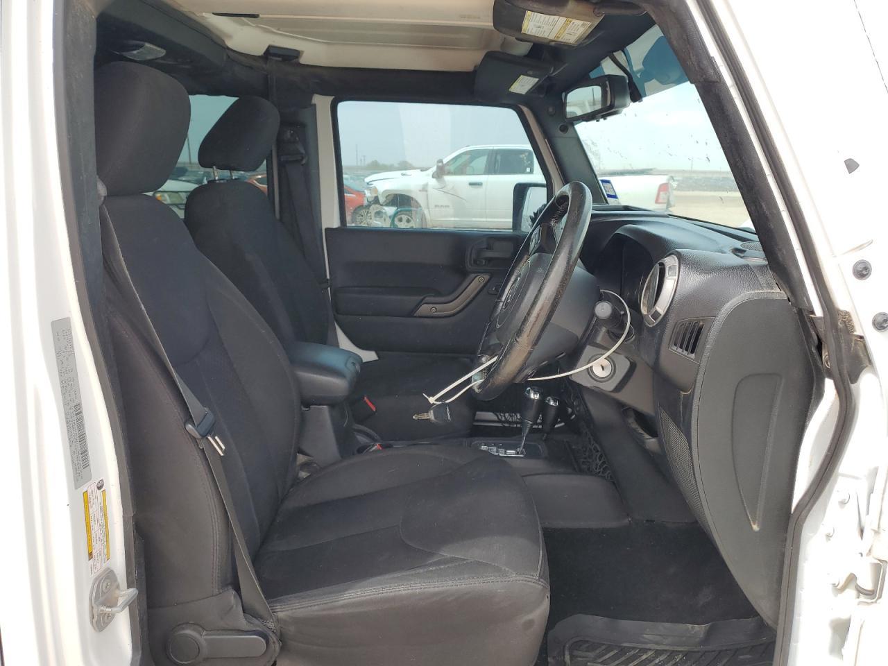 2015 JEEP WRANGLER U - Image 7
