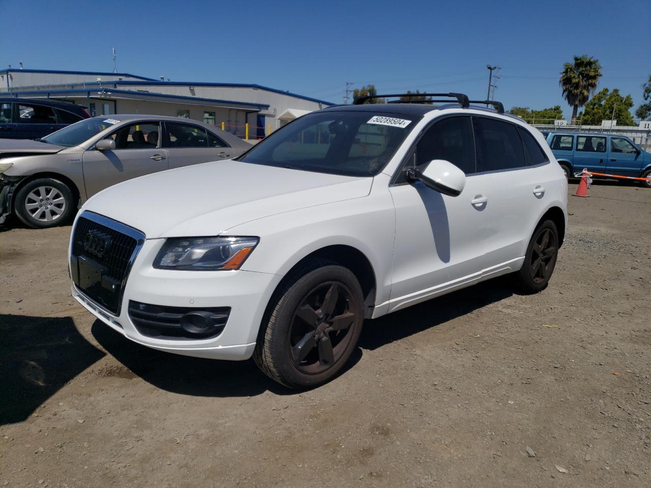 2011 AUDI Q5 PREMIUM