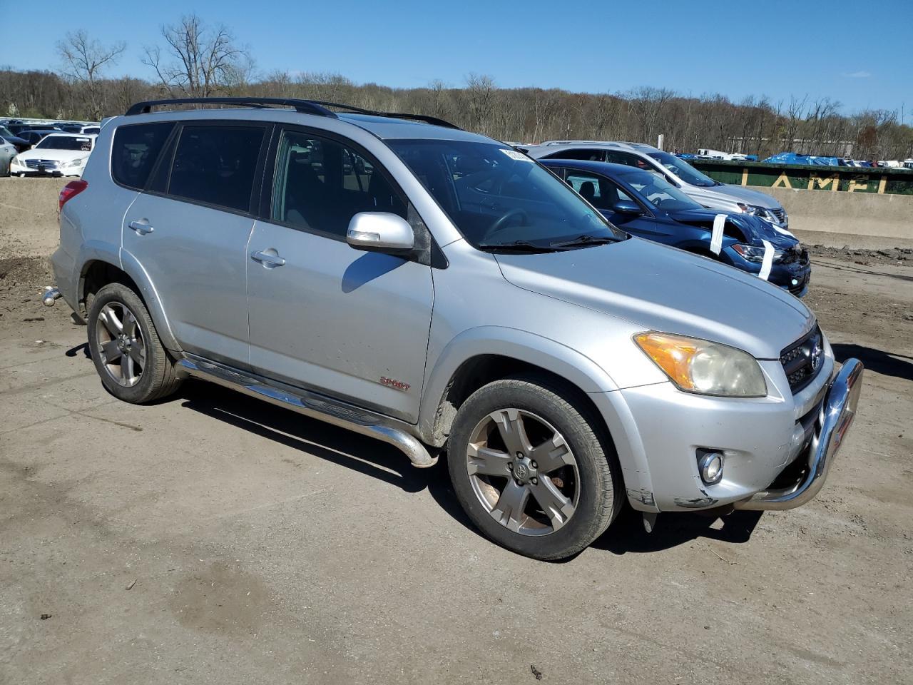 2011 TOYOTA RAV4 SPORT - Фото 4