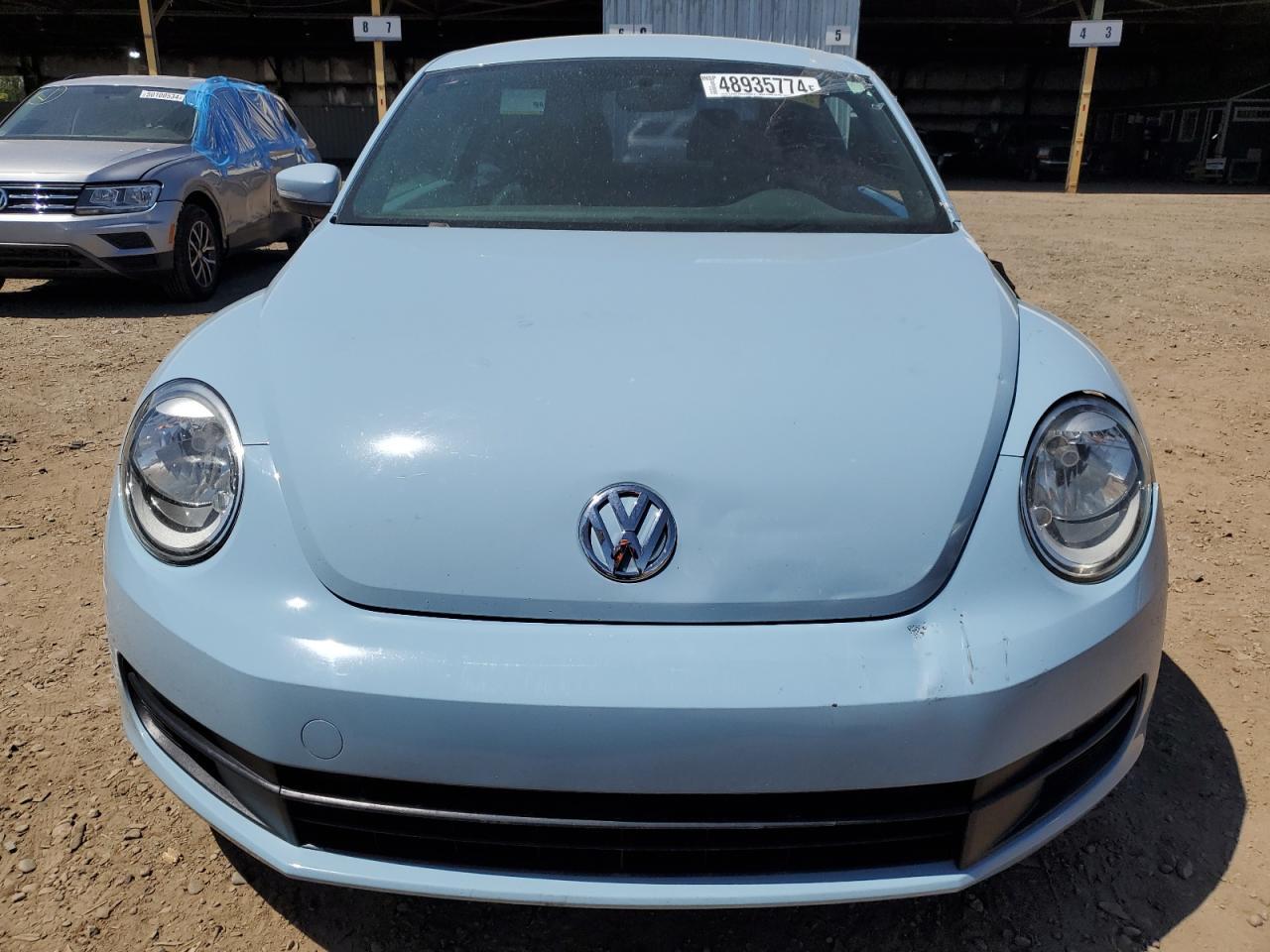 2012 VOLKSWAGEN BEETLE - Фото 5