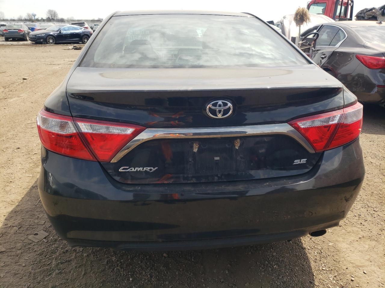 2015 TOYOTA CAMRY LE - Фото 6