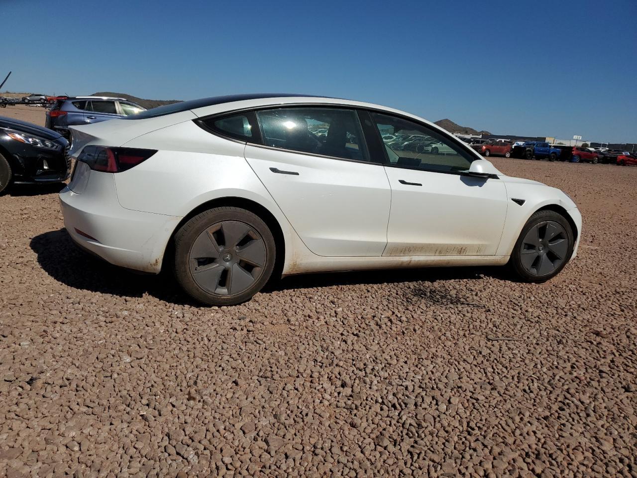 2022 TESLA MODEL 3 - Фото 3