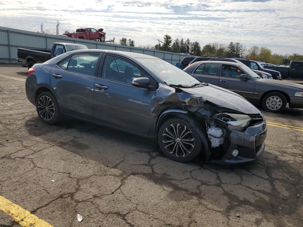 2014 TOYOTA COROLLA L - Image 4