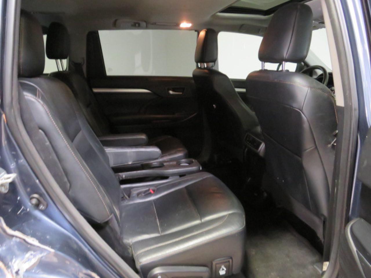 2018 TOYOTA HIGHLANDER - Фото 6