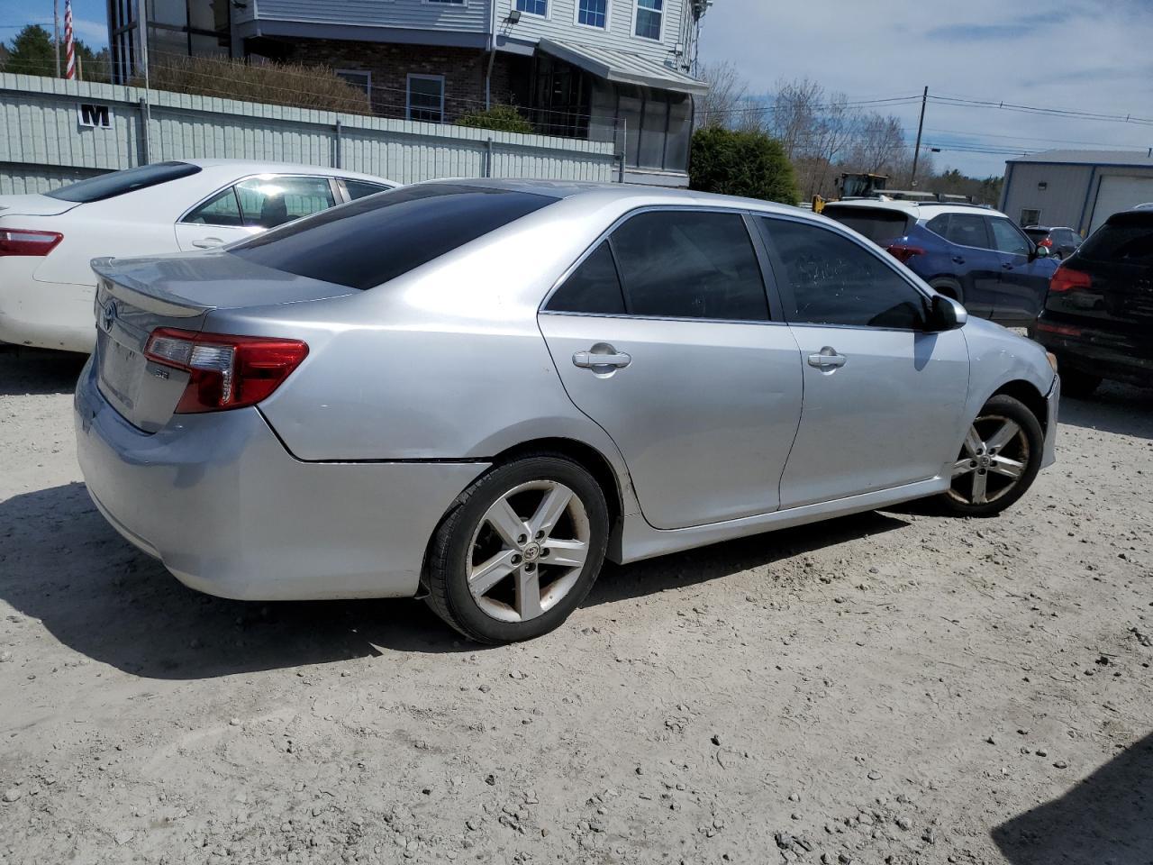 2012 TOYOTA CAMRY BASE - Фото 3