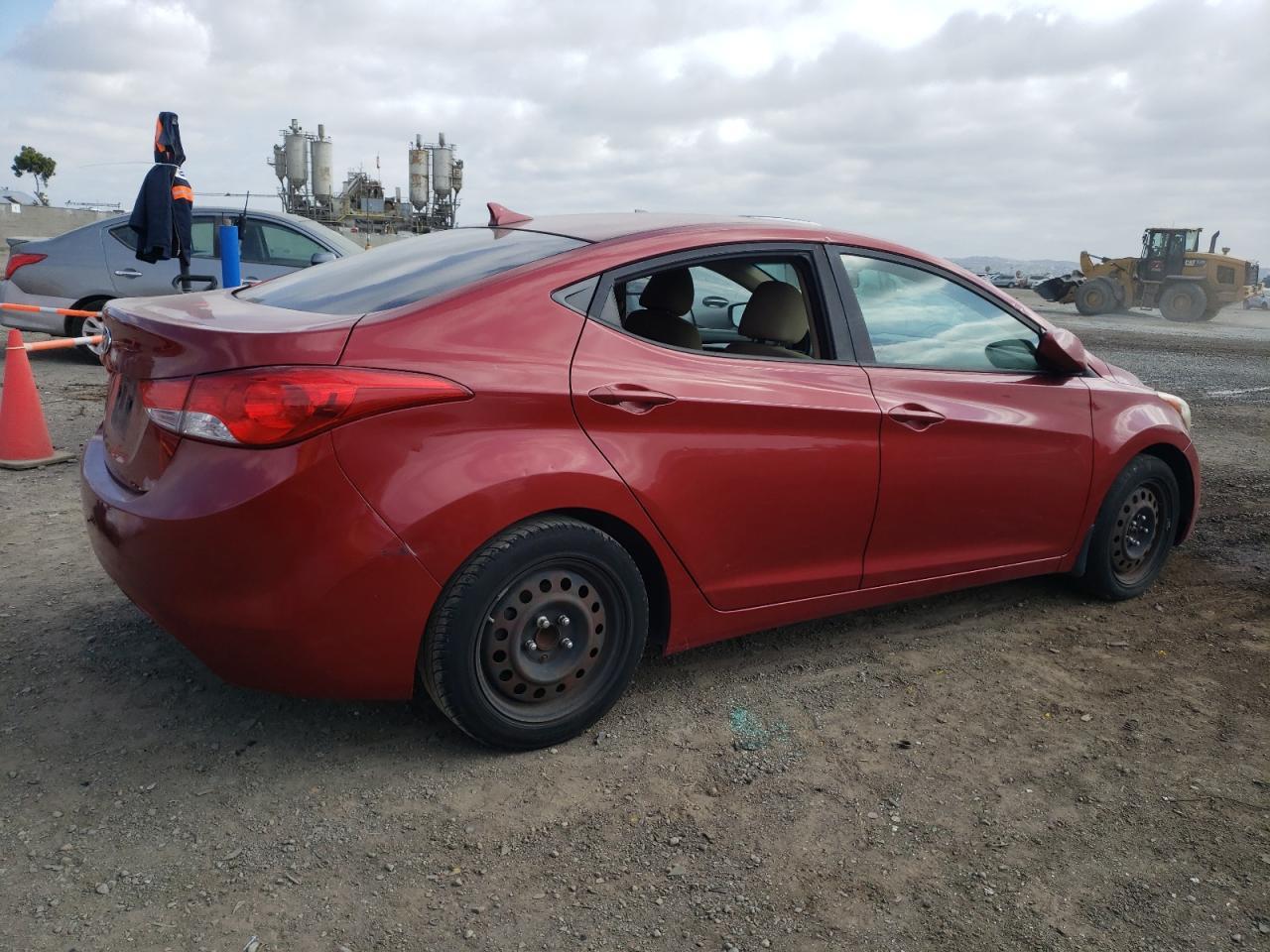 2013 HYUNDAI ELANTRA GL - Image 3