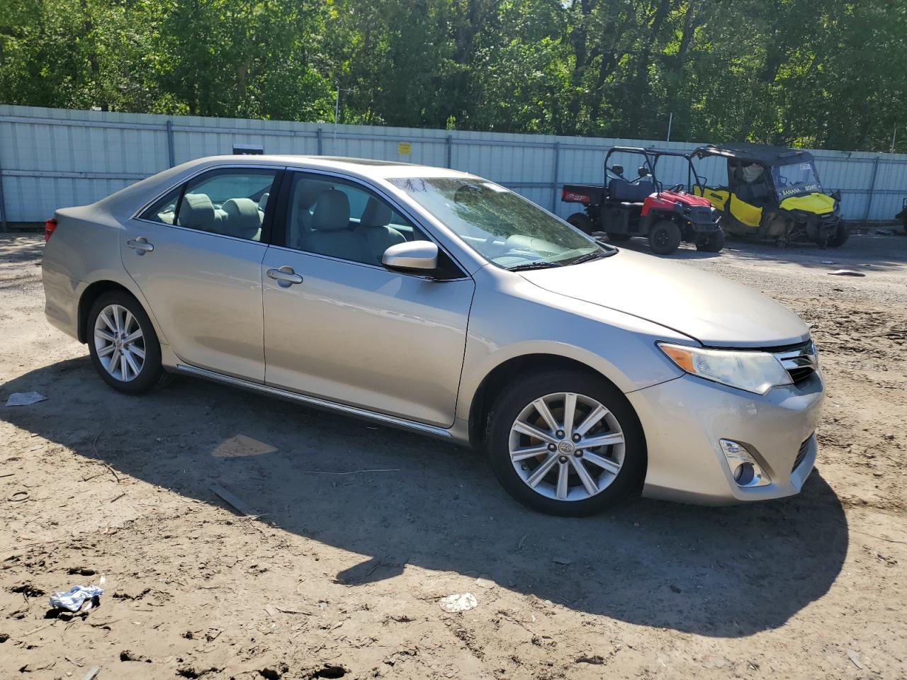 2014 TOYOTA CAMRY L - Фото 4
