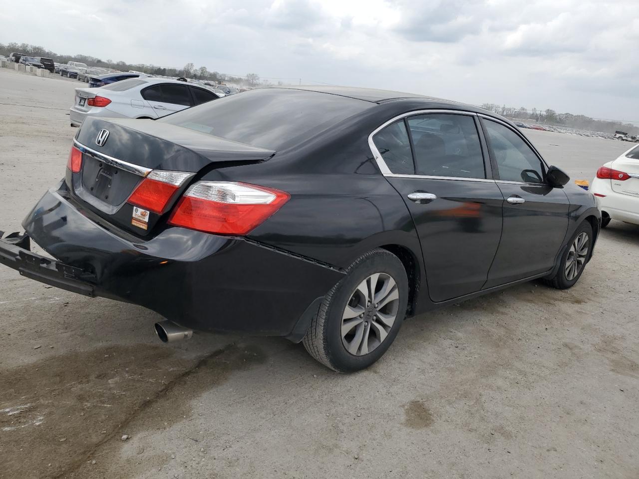 2014 HONDA ACCORD LX - Фото 3