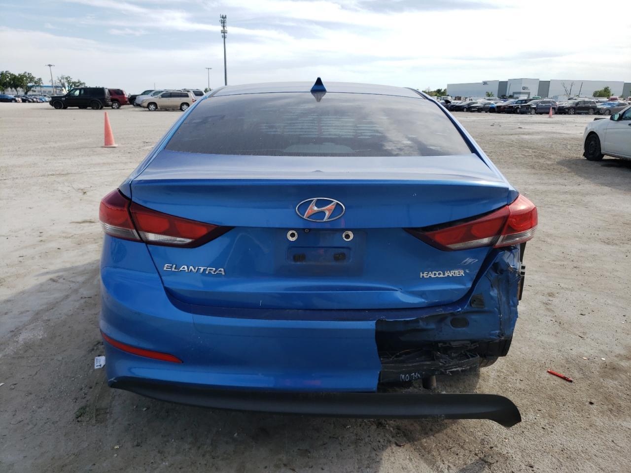 2017 HYUNDAI ELANTRA SE - Фото 6