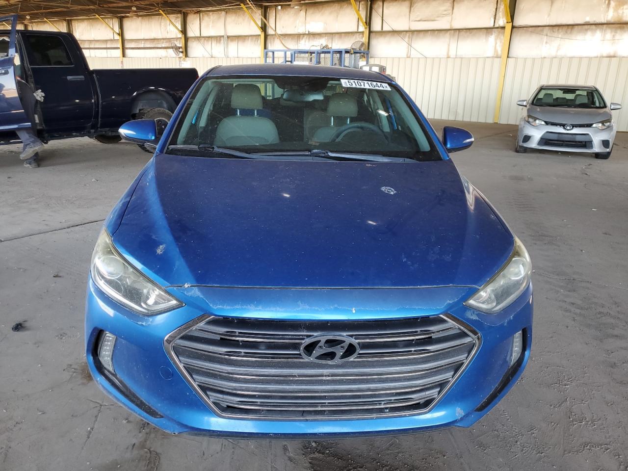 2017 HYUNDAI ELANTRA SE - Фото 5