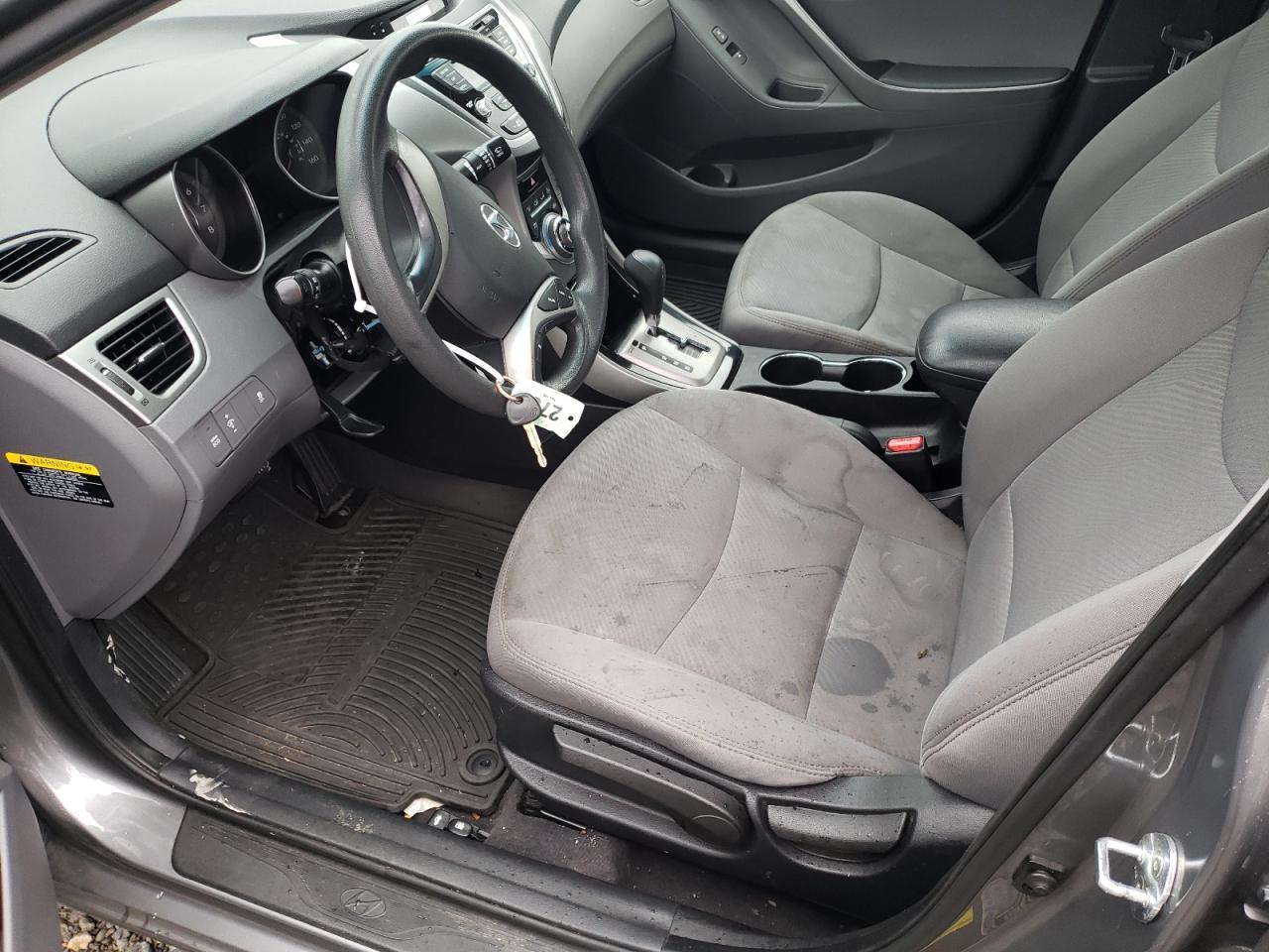 2013 HYUNDAI ELANTRA GL - Image 7