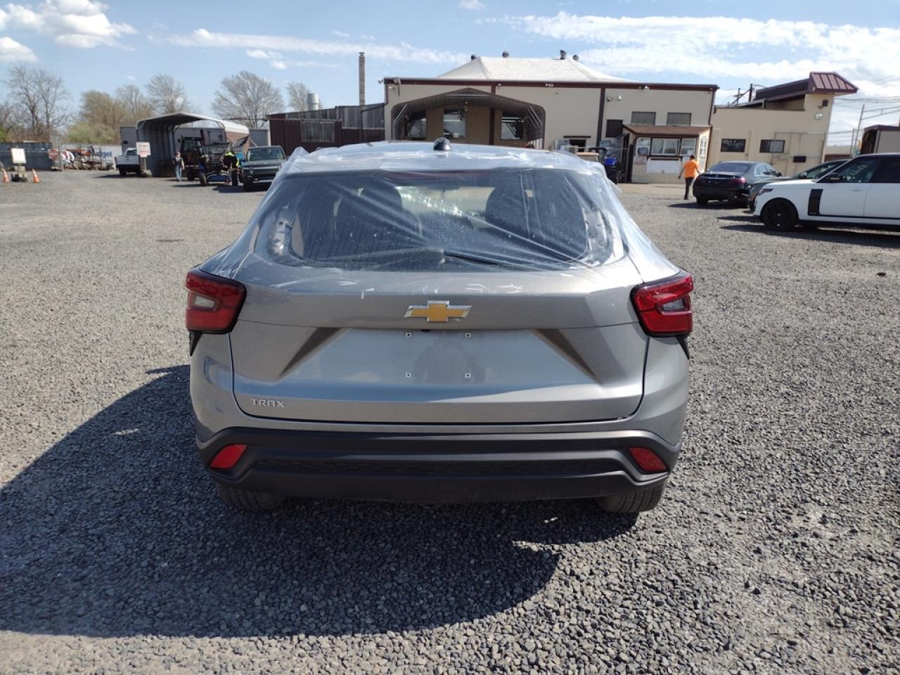 2024 CHEVROLET TRAX LS - Фото 6