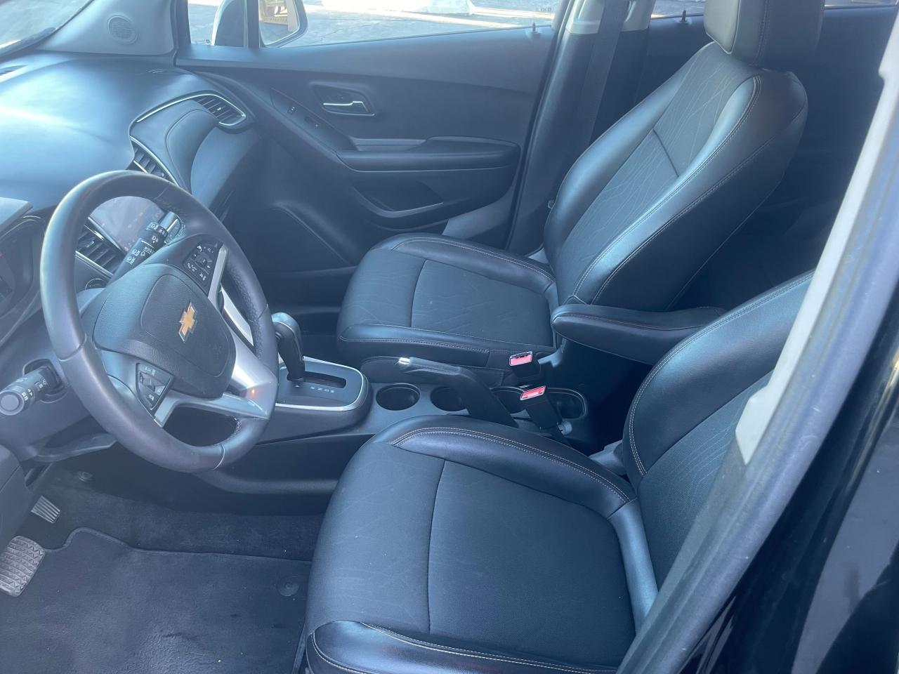 2021 CHEVROLET TRAX 1LT - Image 5