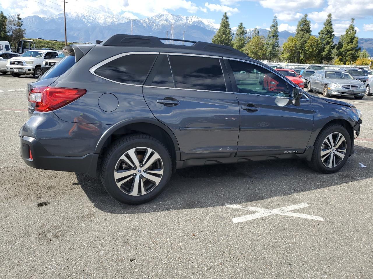 2018 SUBARU OUTBACK 3. - Image 3