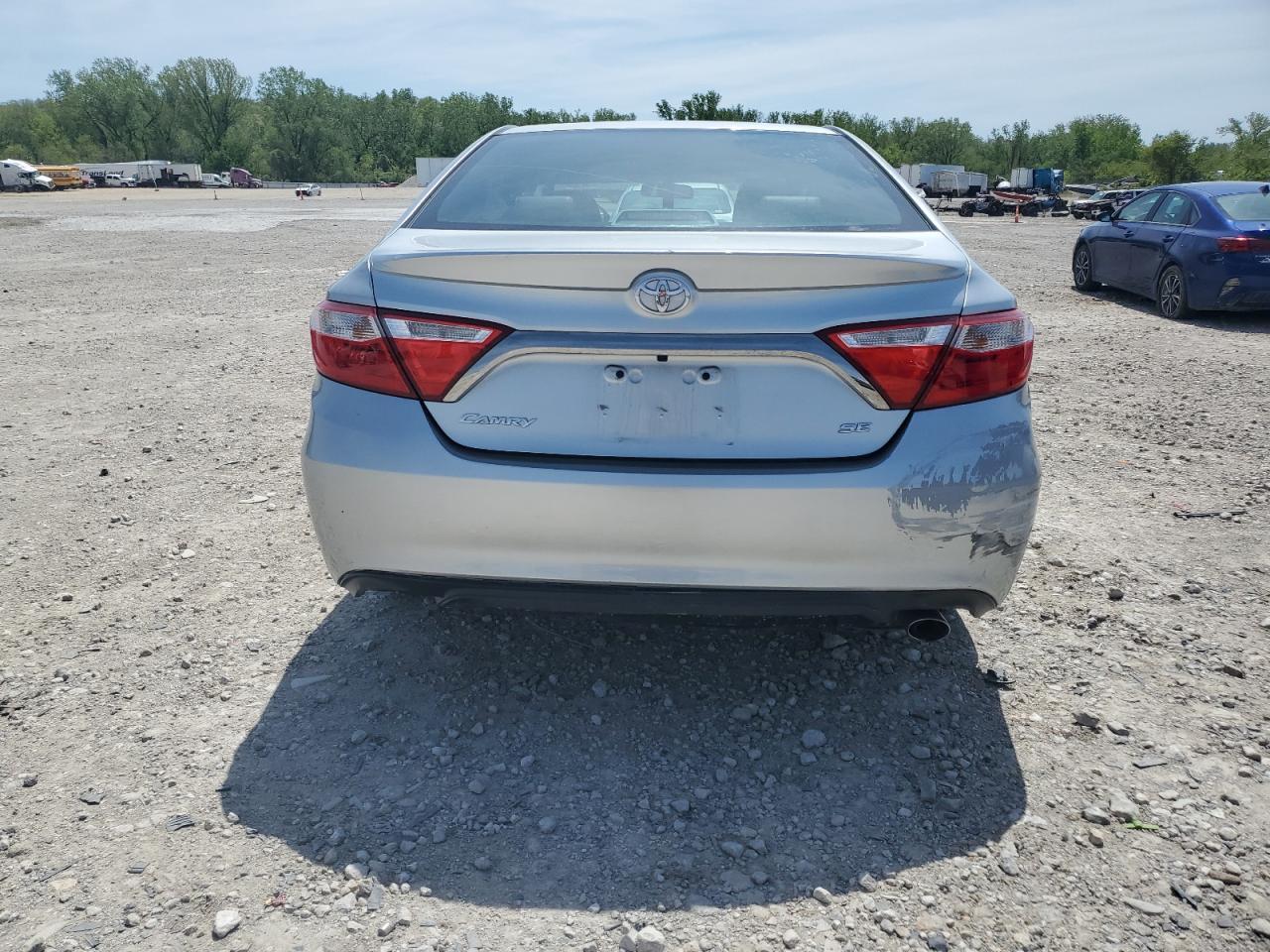 2017 TOYOTA CAMRY LE - Фото 6