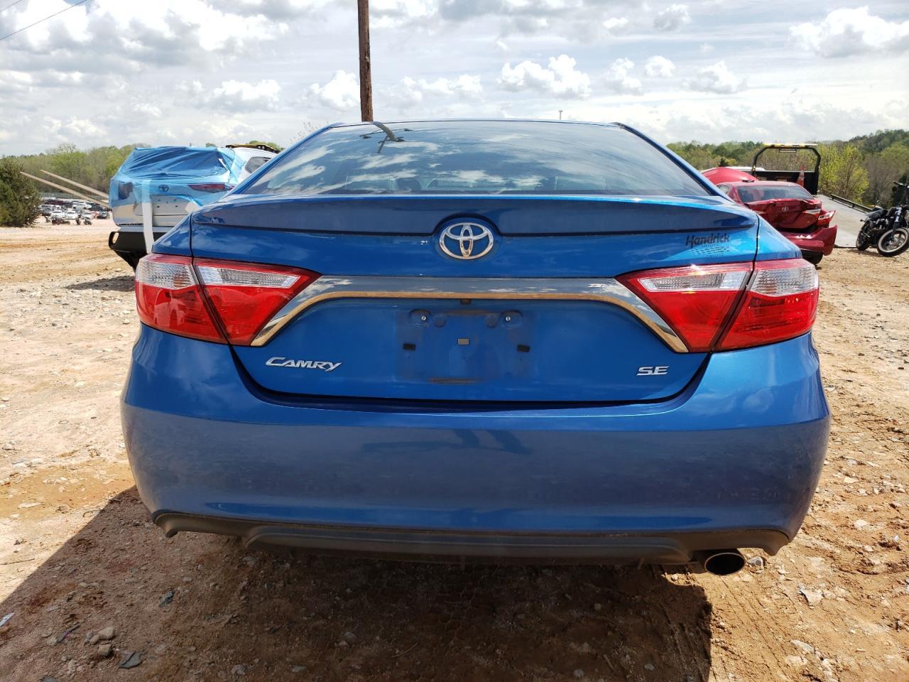 2017 TOYOTA CAMRY LE - Image 6