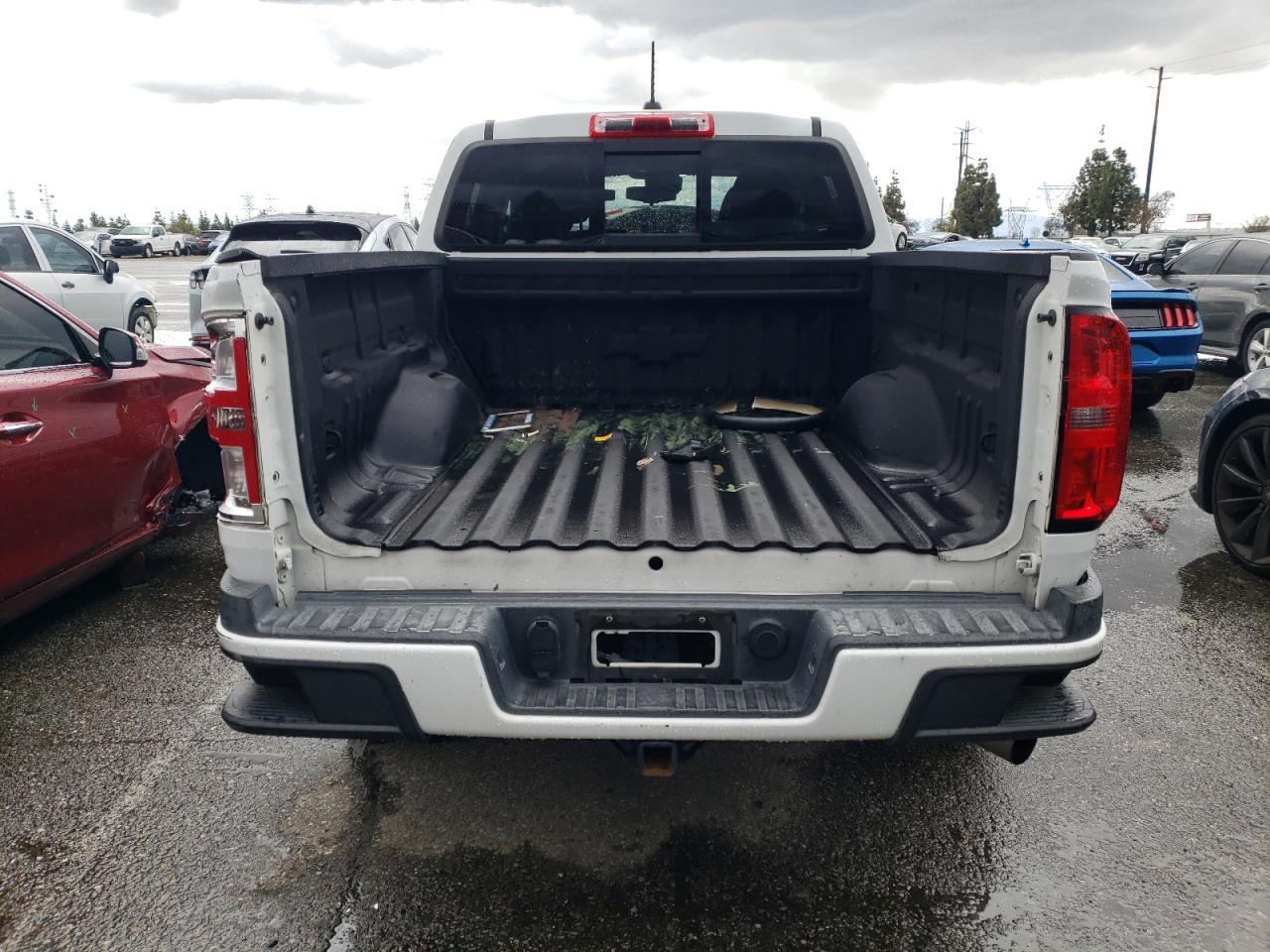 2016 CHEVROLET COLORADO L - Фото 6