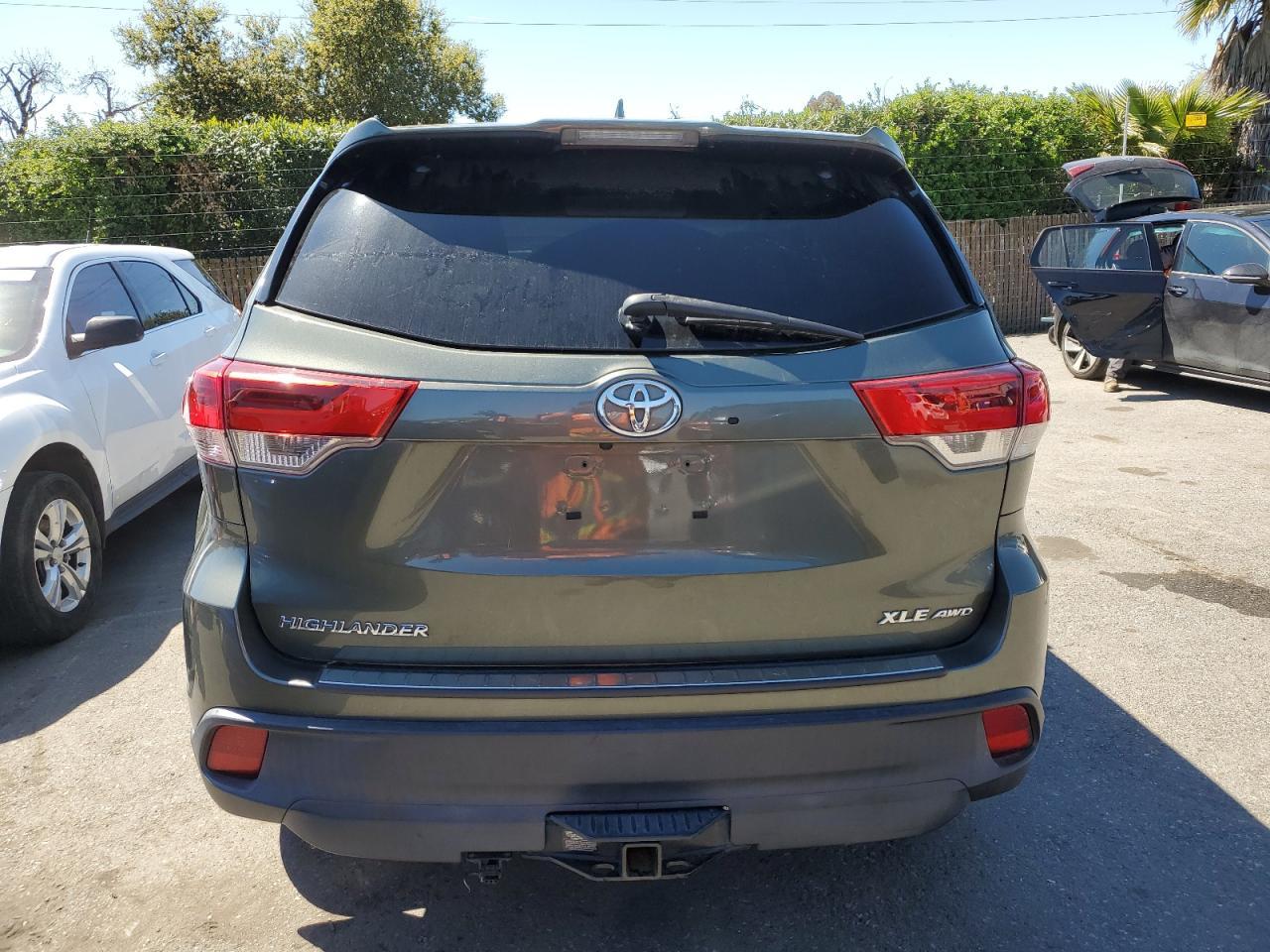 2019 TOYOTA HIGHLANDER - Фото 6