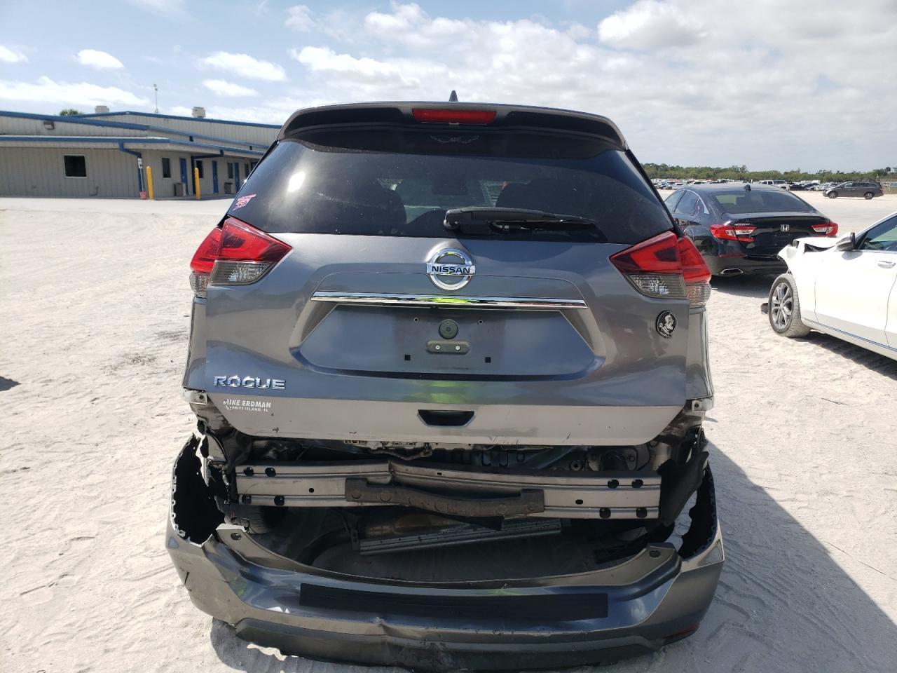 2017 NISSAN ROGUE S - Фото 6