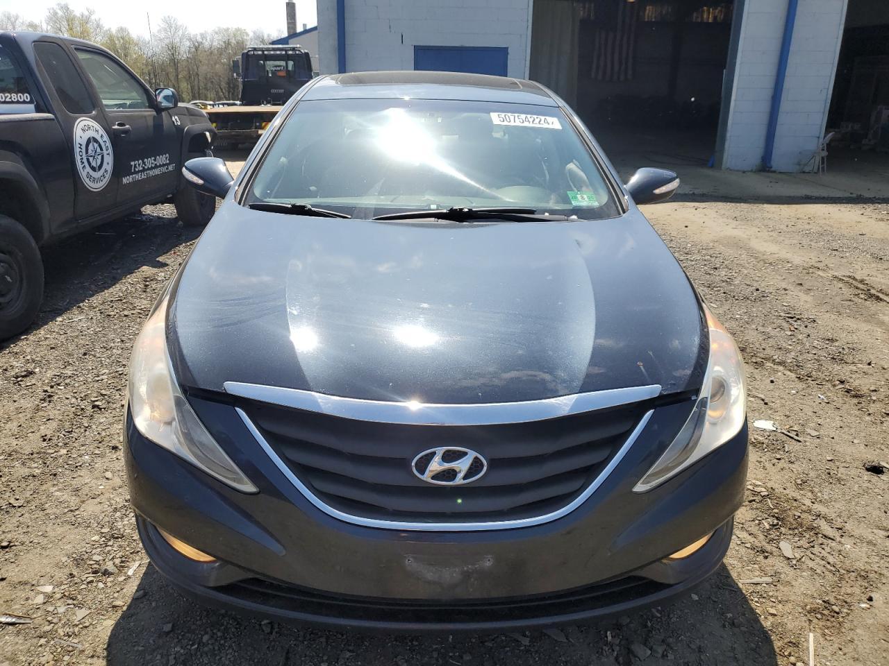 2011 HYUNDAI SONATA SE - Image 5