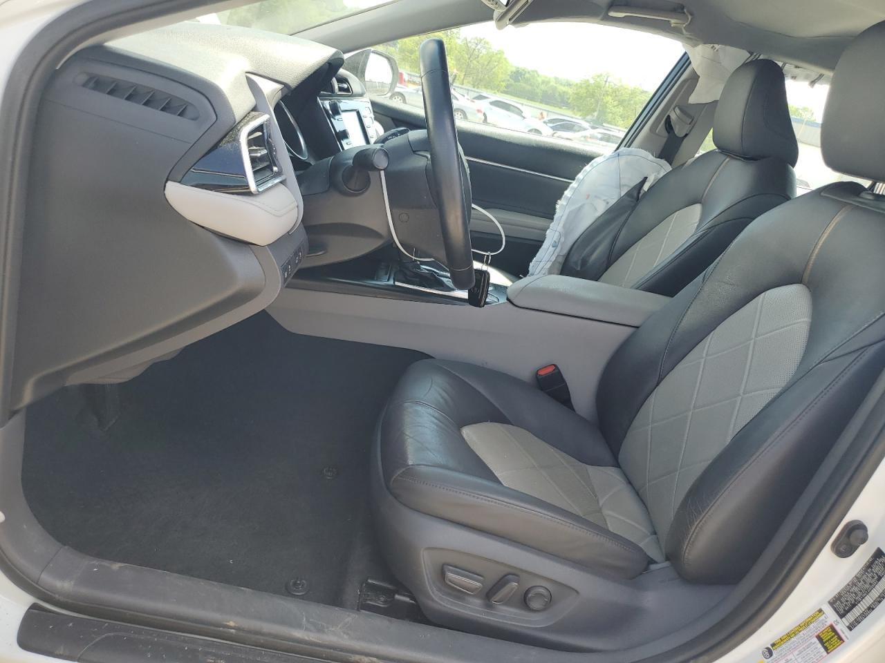 2018 TOYOTA CAMRY L - Image 7