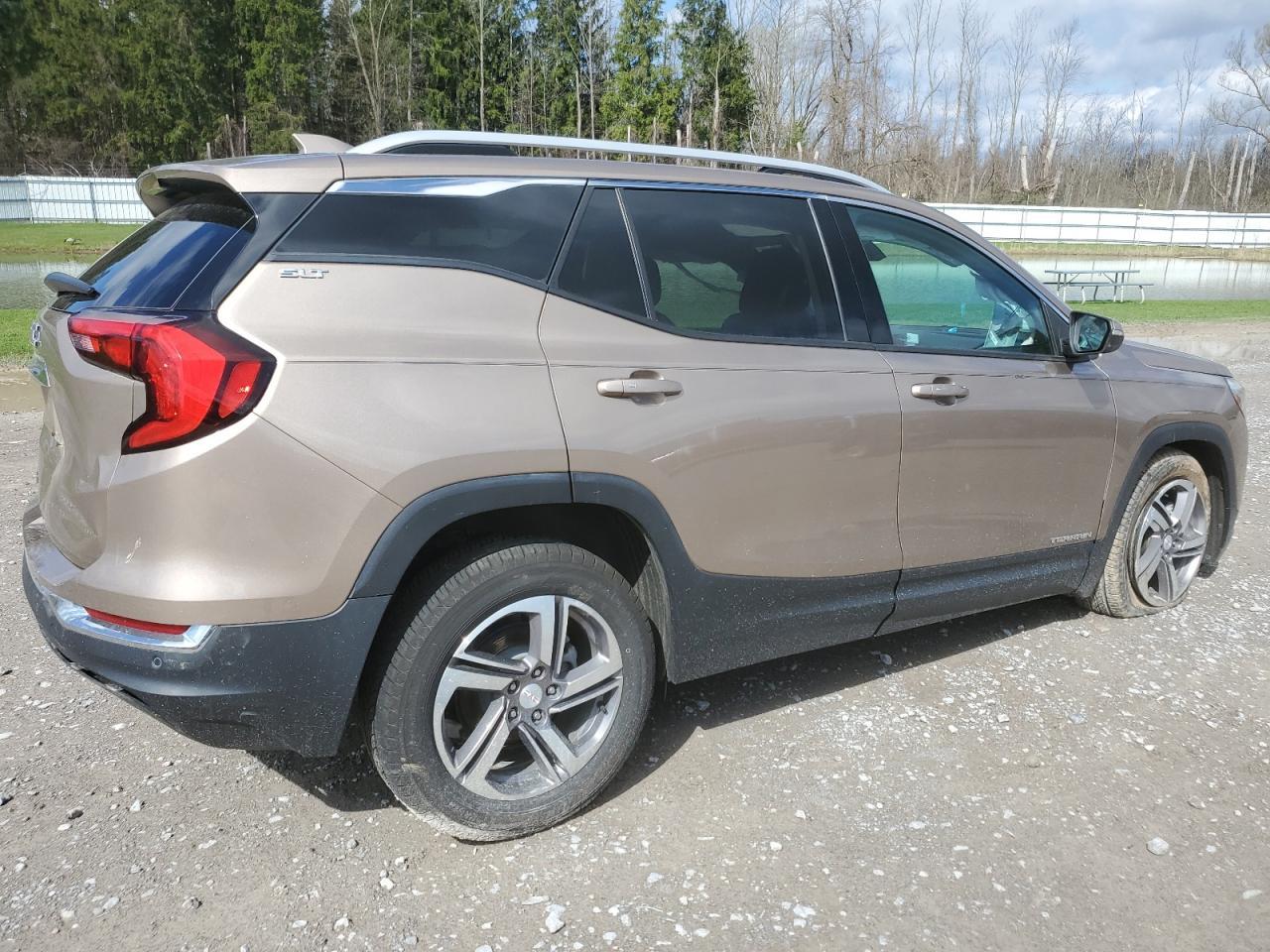 2018 GMC TERRAIN SL - Image 3