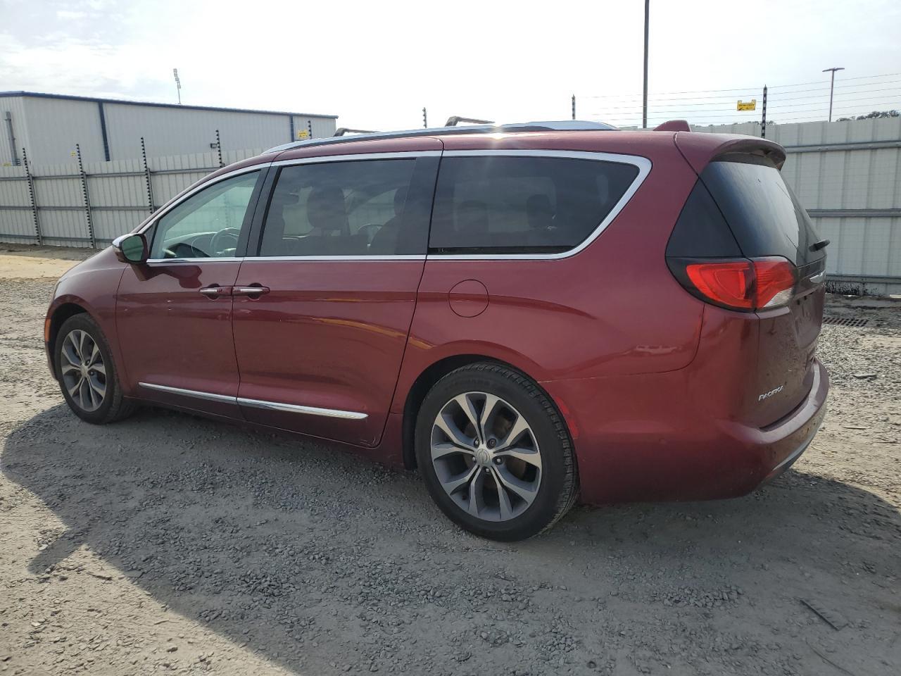 2017 CHRYSLER PACIFICA L - Image 2