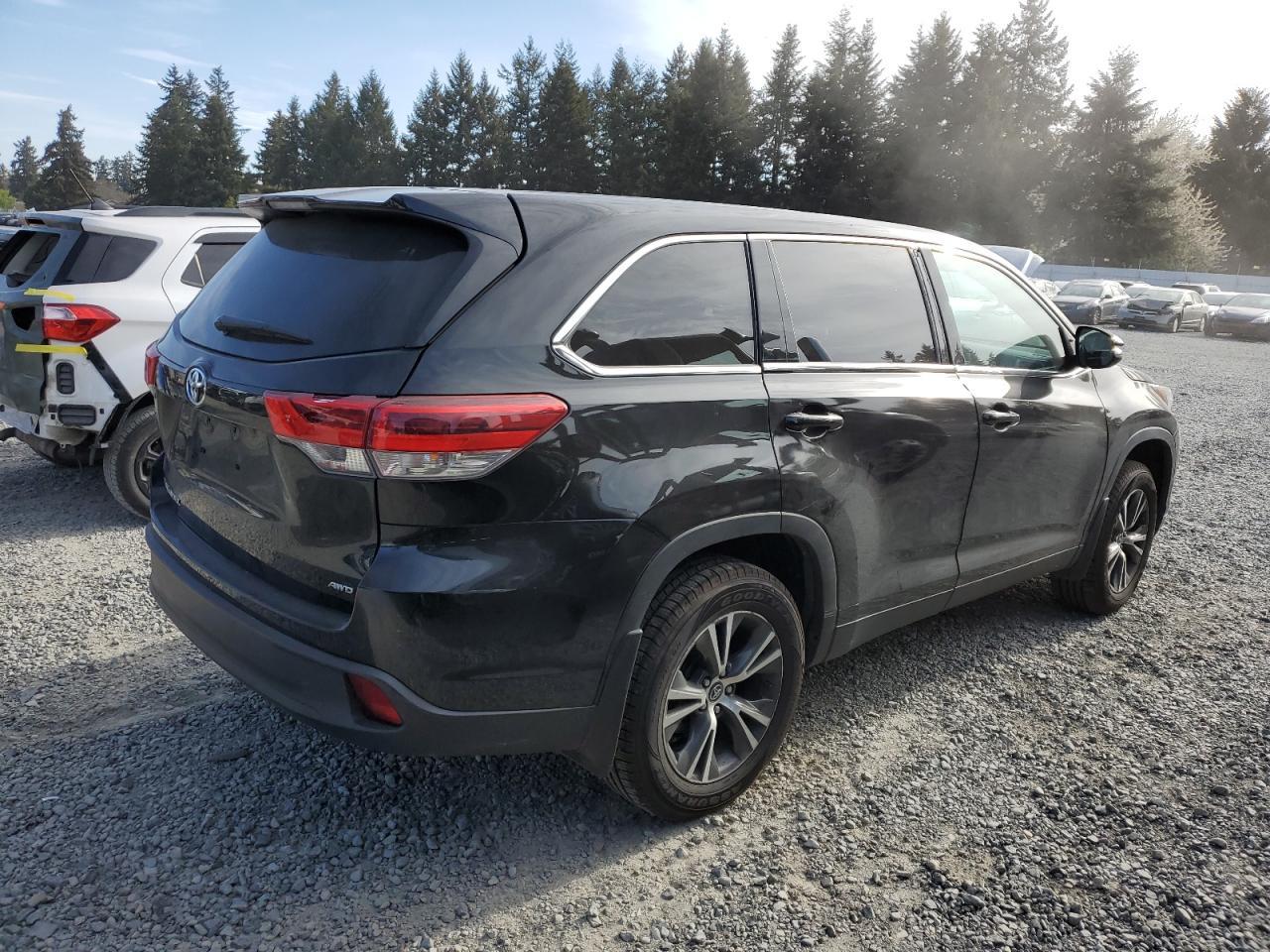 2019 TOYOTA HIGHLANDER - Image 3