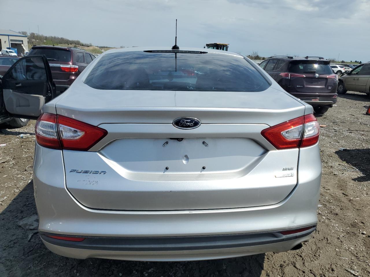 2014 FORD FUSION SE - Image 6