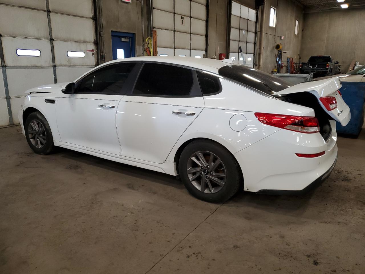 2020 KIA OPTIMA LX - Фото 2