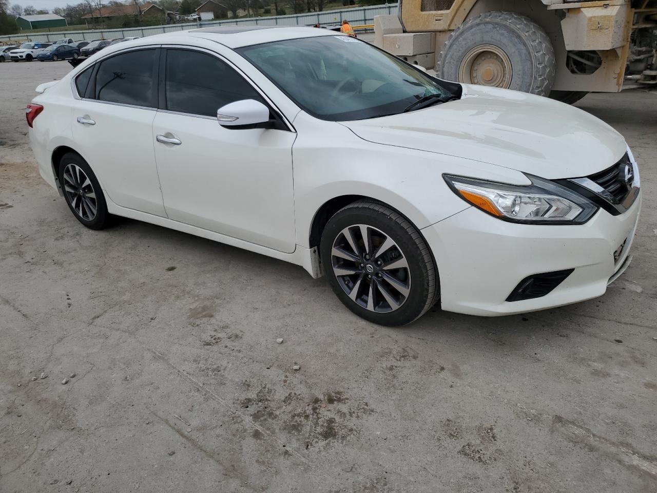 2016 NISSAN ALTIMA 2.5 - Фото 4