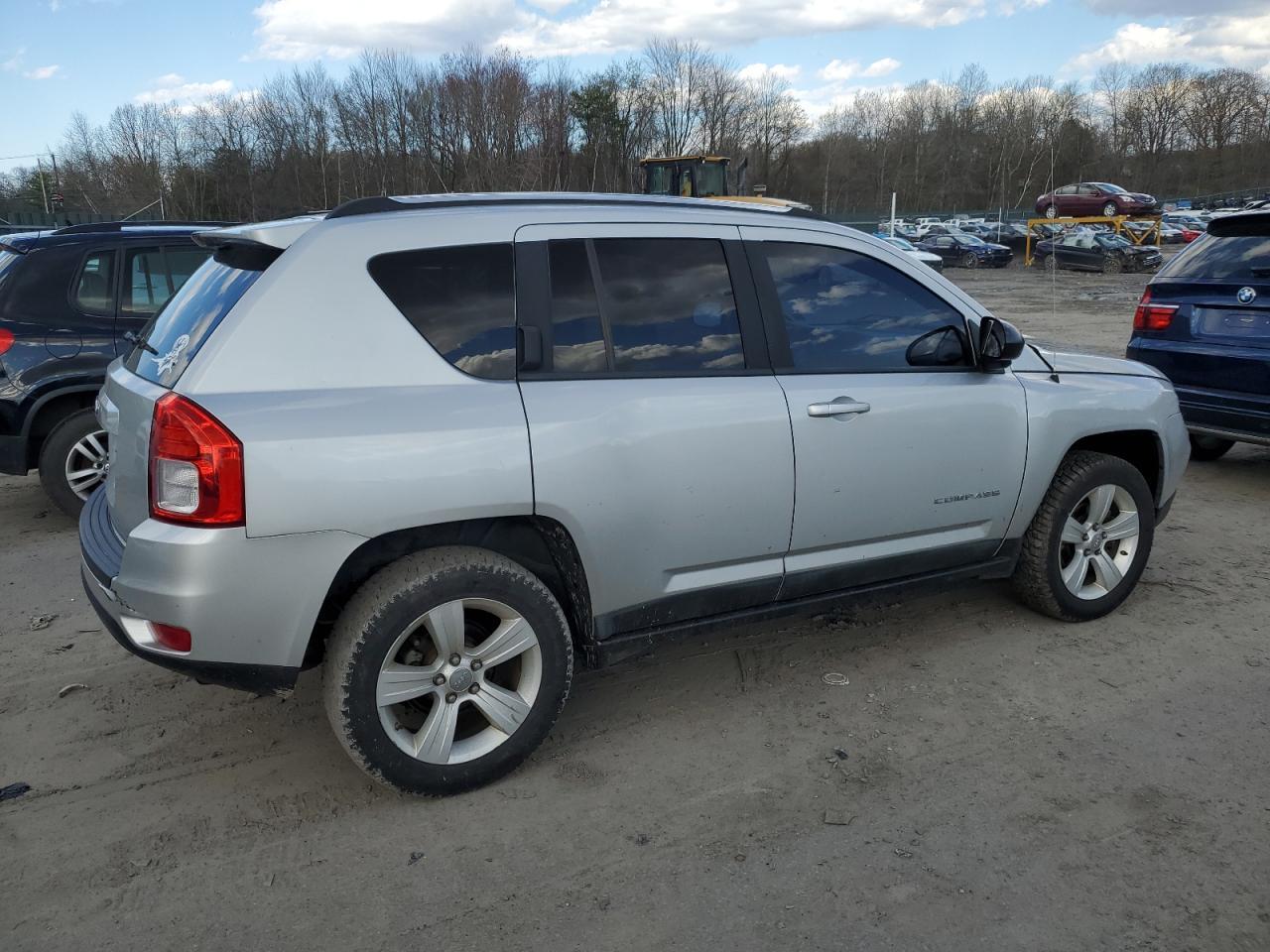 2011 JEEP COMPASS SP - Image 3
