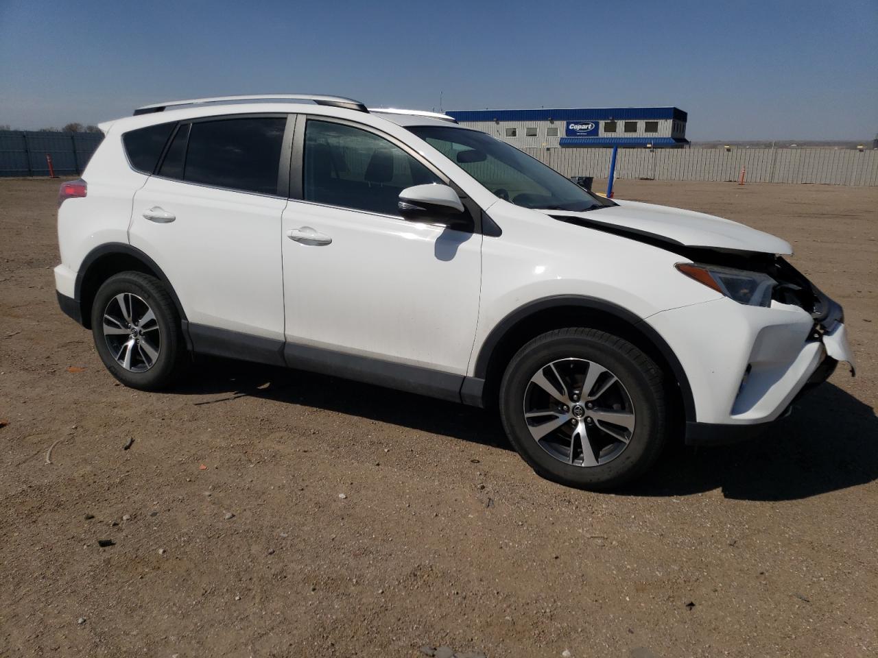 2016 TOYOTA RAV4 XLE - Image 4