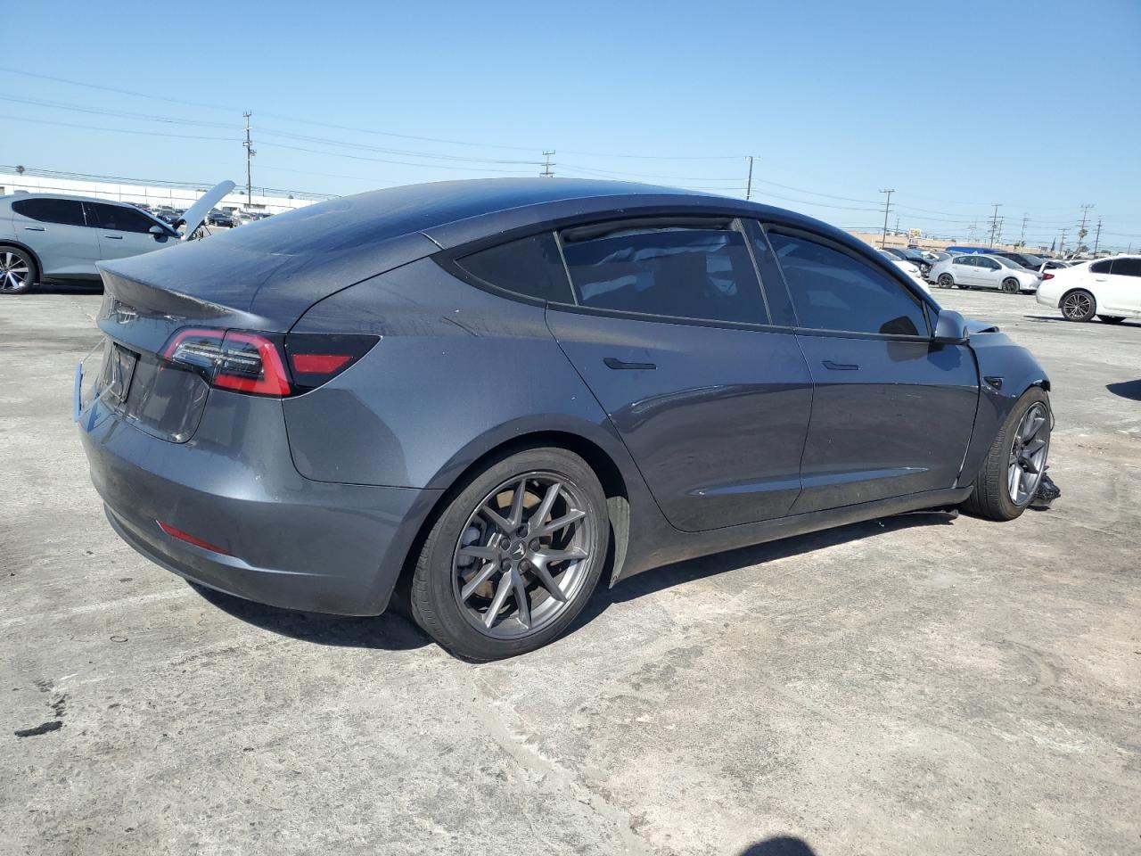 2023 TESLA MODEL 3 - Фото 3
